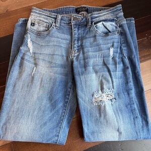 Judy Blue Distressed Boyfriend Jeans